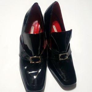 DORATVMUR Black Patent Leather Coupe Pumps